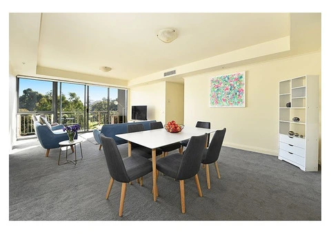 Apartment 51   33 La Trobe Street Melbourne CBD - 1/20