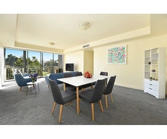 Apartment 51   33 La Trobe Street Melbourne CBD