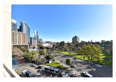 Apartment 71   33 La Trobe Street Melbourne CBD - 1/20