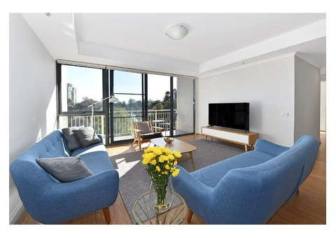 Apartment 71   33 La Trobe Street Melbourne CBD - 2/20