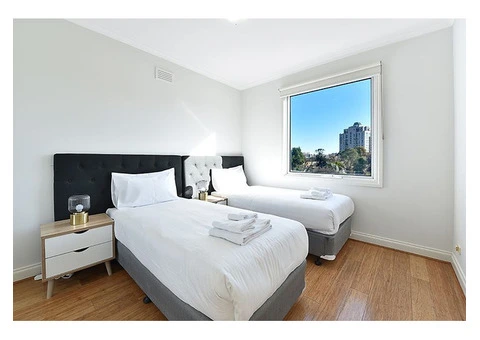 Apartment 71   33 La Trobe Street Melbourne CBD - 11/20