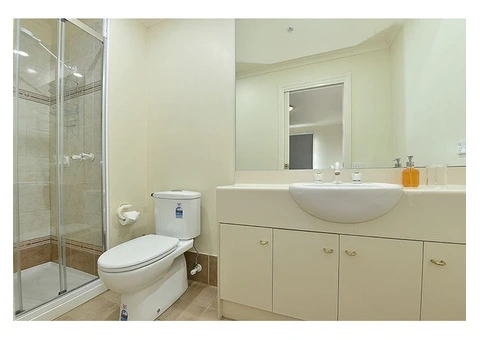 Apartment 141   33 La Trobe Street Melbourne CBD - 9/20