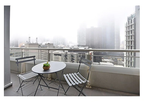 Apartment 1706A   8 Franklin Street Melbourne CBD - 2/20