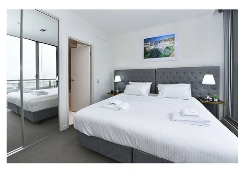 Apartment 1706A   8 Franklin Street Melbourne CBD - 5/20