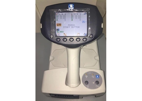 Nidek HandyRef-K Handheld Ref/Keratometer - 2/2