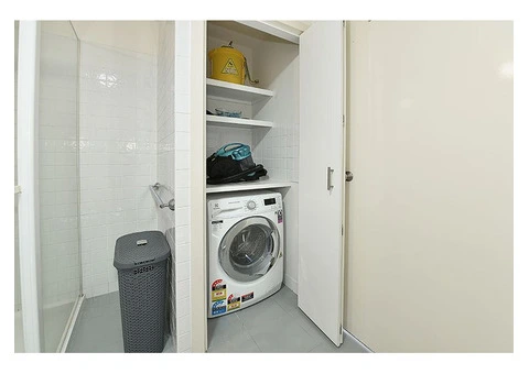 Apartment 1305   250 Elizabeth Street Melbourne CBD - 9/18