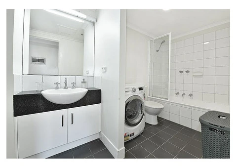 Apartment 32   222 Victoria Street Melbourne CBD - 10/18