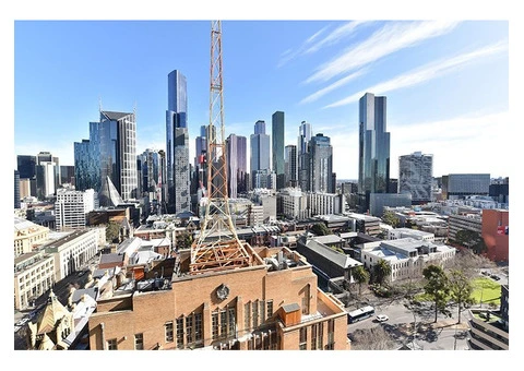 Apartment 1702   68 LaTrobe Street Melbourne CBD - 3/19