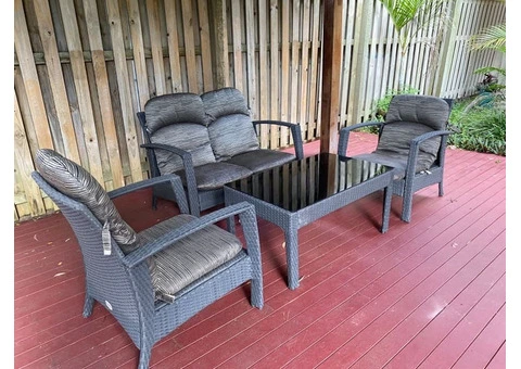 4 piece outdoor dining table and chairs set