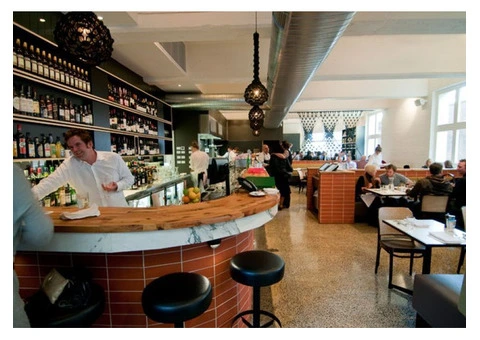 Narromine's Best Dinner Place: USMC’s Fight Deck and Glass House Restaurant