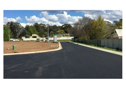 Get Asphalt Services from Asphalt Contractors Right Inside Your Budget