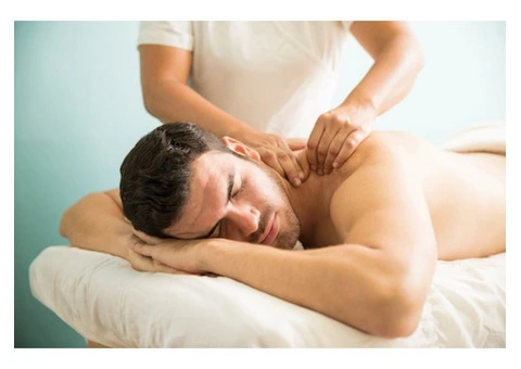 Expert Deep Tissue Massage Therapist in Enmore