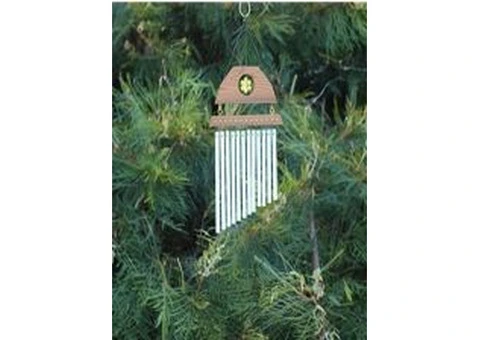 Enchanting Snowflake Wind Chimes to Decorate Your Balcony