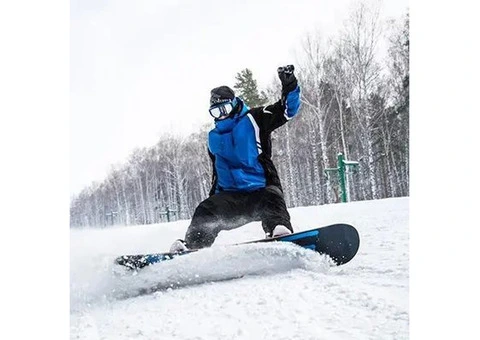 Sustainable & Stylish Snowboarding Gear