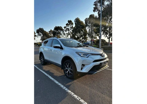 2016 Toyota RAV4 GXL AWD - 1/14