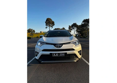 2016 Toyota RAV4 GXL AWD - 2/14