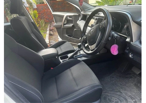 2016 Toyota RAV4 GXL AWD - 13/14