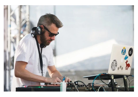 Find Stunning And Entertaining Event DJs With MelbourneDJHire