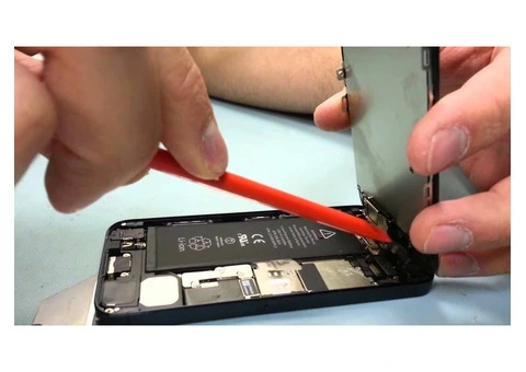Trusted & Affordable iPhone 13 Screen Repairs in Brisbane