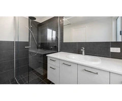 Elevate Your Bathroom Aesthetics with the Top Glass Company in Australia