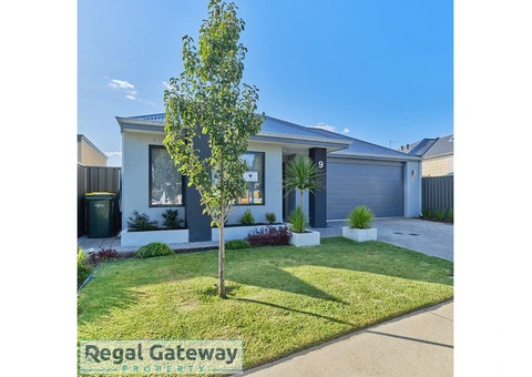 Beautiful Family Home For Sale in 9 Foxtail Grove, WANDI WA 6167