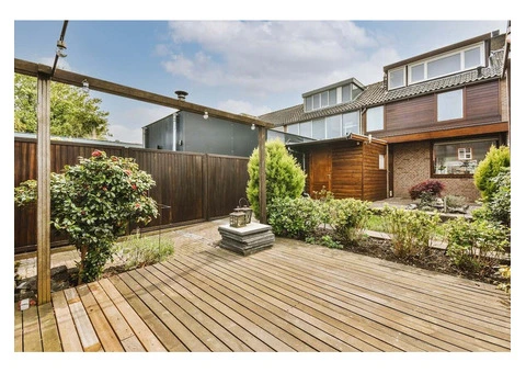 Composite Decking: Beauty, Durability, and Value Combined!