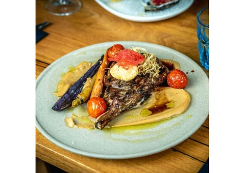 Best Restaurant Near You in Port Melbourne | Bayroute Bar and Grill