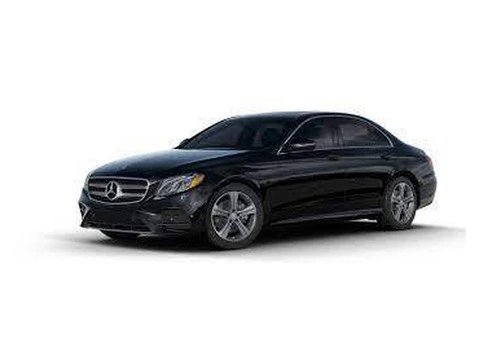 Discover the Finest Airport Transfer Services in Perth - WA Unique Luxury Transfers - 3/4