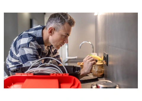 Considering professional help for hot water repairs? - 2/4