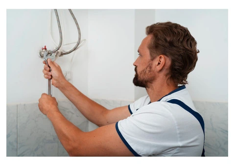 Considering professional help for hot water repairs? - 4/4