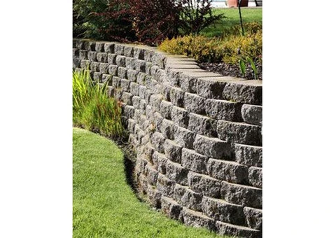 The Best Name to Set Up Retaining Wall at Your Backyard
