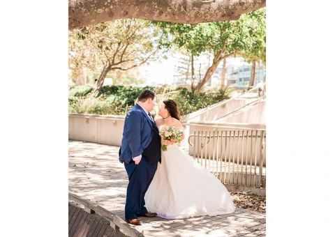 Looking Professional Photographer in Brisbane - 2/4