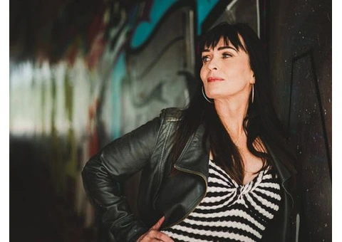 Looking Professional Photographer in Brisbane - 4/4