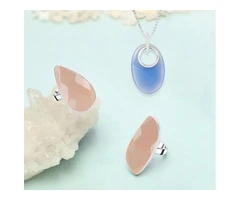 Types of Chalcedony - Colored Gemstones Guide