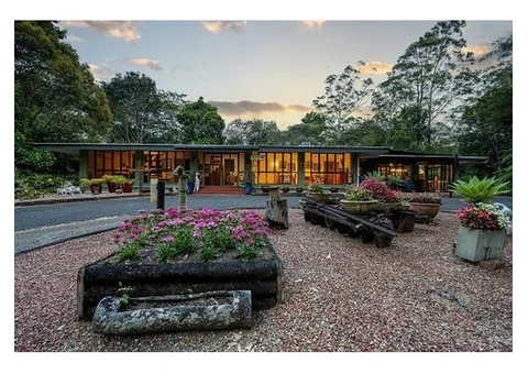 Escape to Complete Luxury at Chilverton Cottages in Atherton