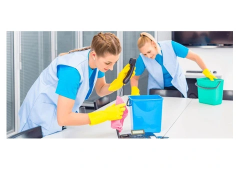 Make the Right Move: DIY vs. Professional Move-Out Cleaning Services