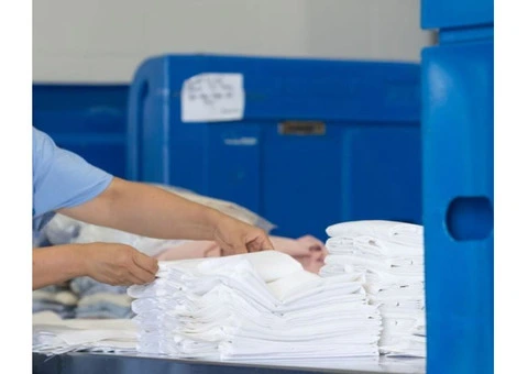 What should I look for when choosing a laundry service provider in Gold Coast?