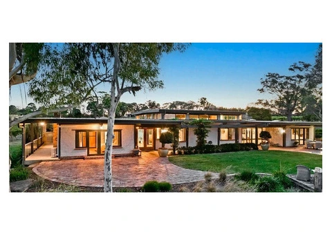 Real estate diamond creek