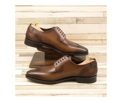 Choose The Perfect Men's Leather Footwear For Any Occasion