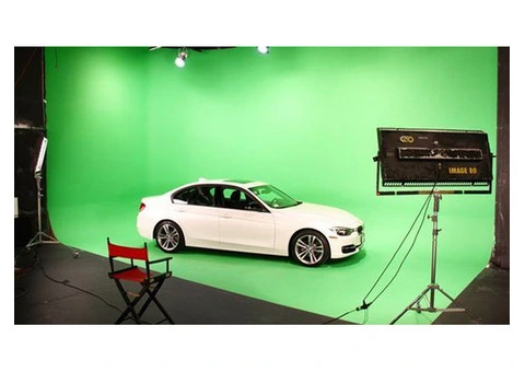 Drive Your Vision with Luxury Cars for Photoshoots