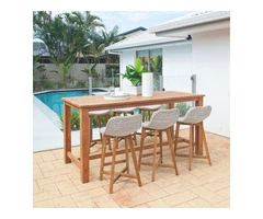 Elegant Outdoor Bars for Home Entertain Style