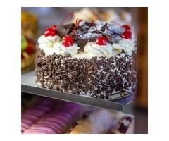 Premier Cake Shop in Glen Waverley for Dine in Treat