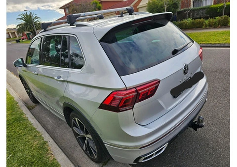 2021 VW Tiguan R Line - 2/15