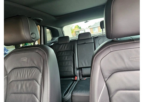 2021 VW Tiguan R Line - 7/15