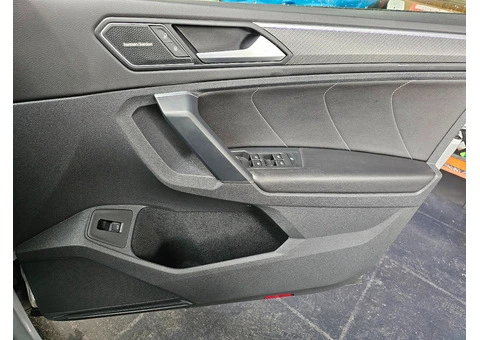 2021 VW Tiguan R Line - 8/15