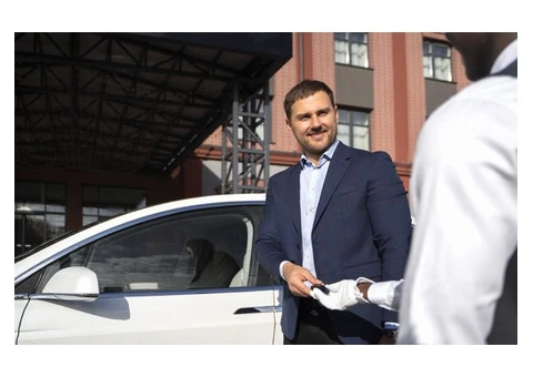 Luxury Corporate Cars - Premier Conference Transfers in Melbourne - 2/3