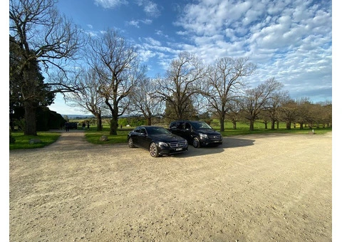 Luxury Airport transfers Melbourne. - 2/2