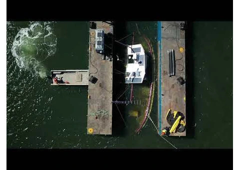 Reliable Pontoon Boat Rental for Commercial Projects - 4/12