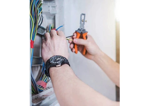 Hire Expert Electrical Contractors in Gungahlin