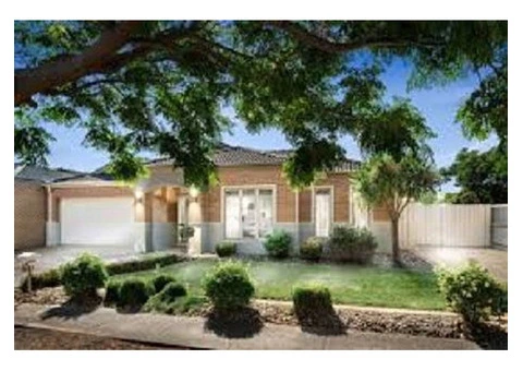 A Comprehensive Guide to Hiring a Conveyancer in Werribee - 2/4